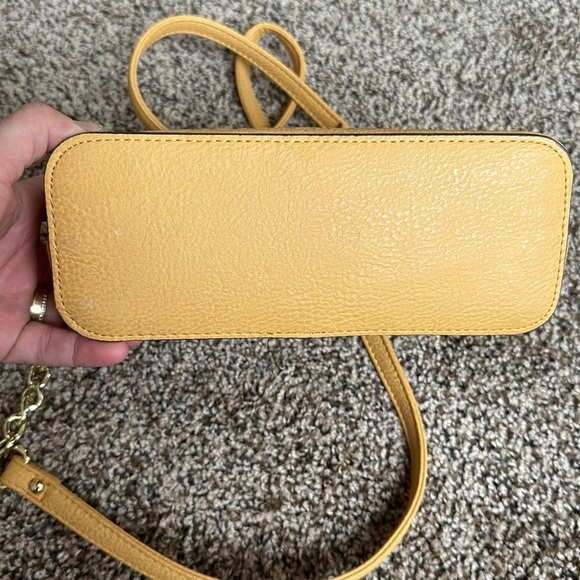 YELLOW STEVE MADDEN BAG - Picture 5 of 5